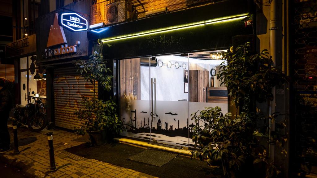 ガラタ マイ ホーム オールド (Galata My Home-old) エントランス