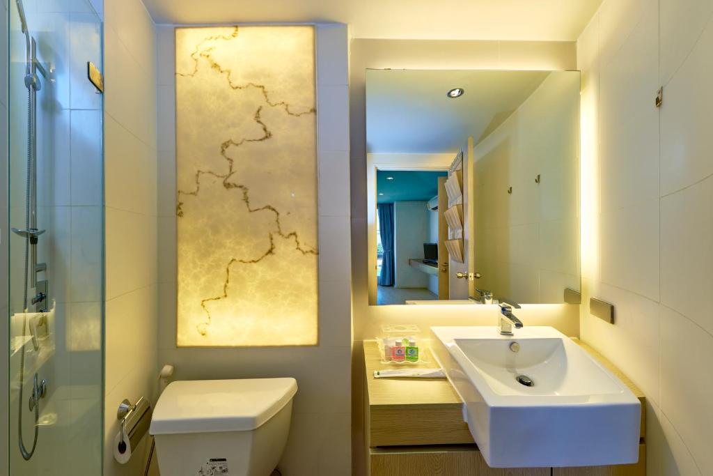 Atlantis Resort by Tech photo
