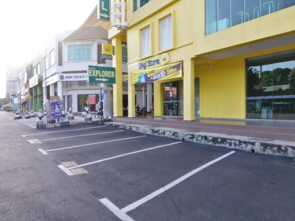 hotel explorer melaka