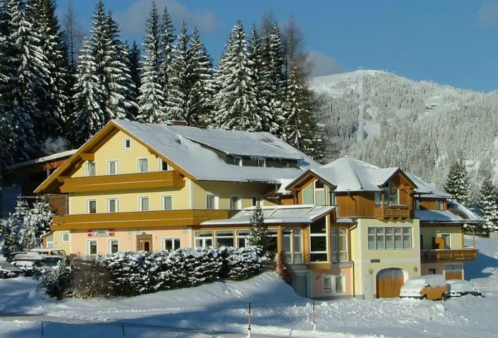 Hotel Gasthof Buchbauer, hotel v destinaci Bad Sankt Leonhard im Lavanttal