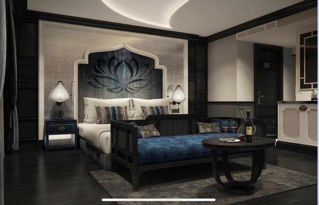 Madeline Cruises — Hotel in Hạ Long