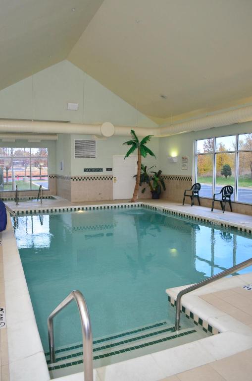 Country Inn & Suites by Radisson, Bentonville South - Rogers, AR photo