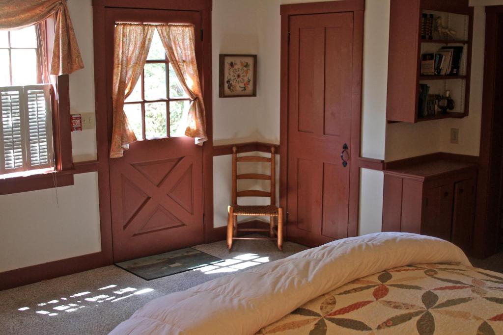 The Featherbed Inn photo