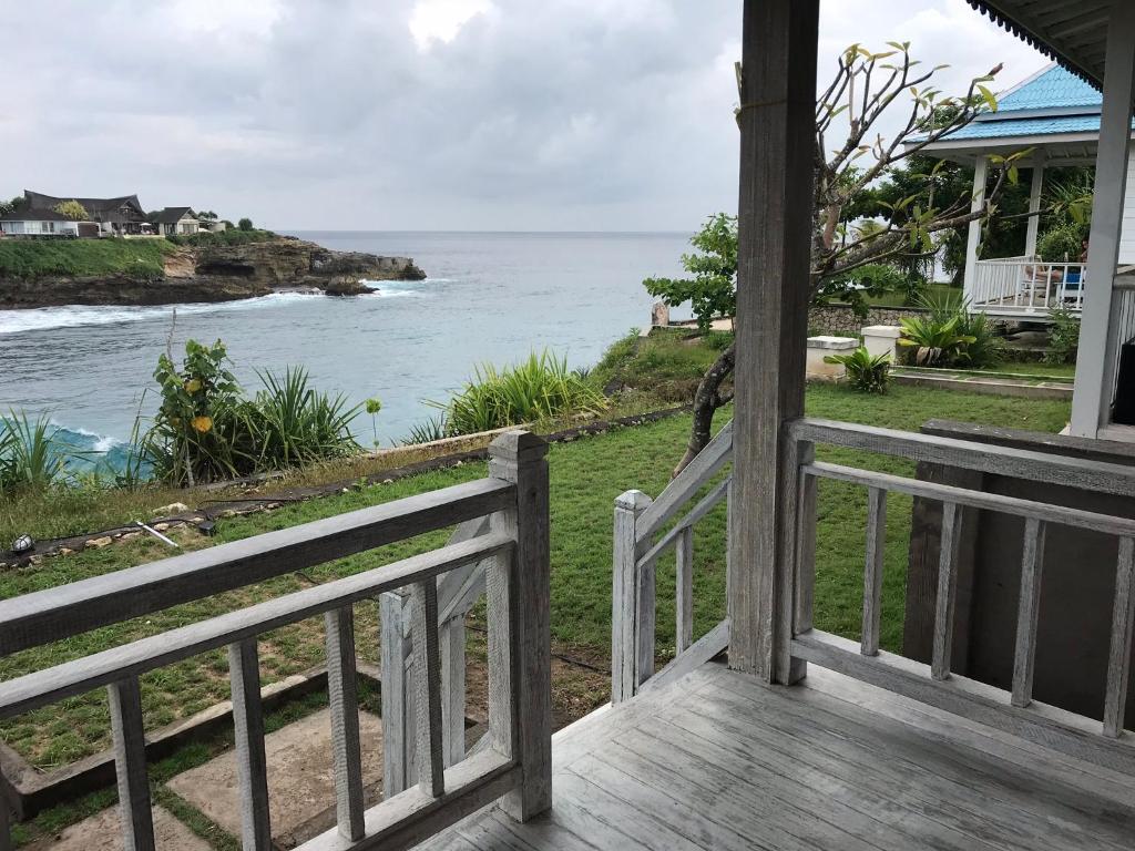 Cliff Park Lembongan photo
