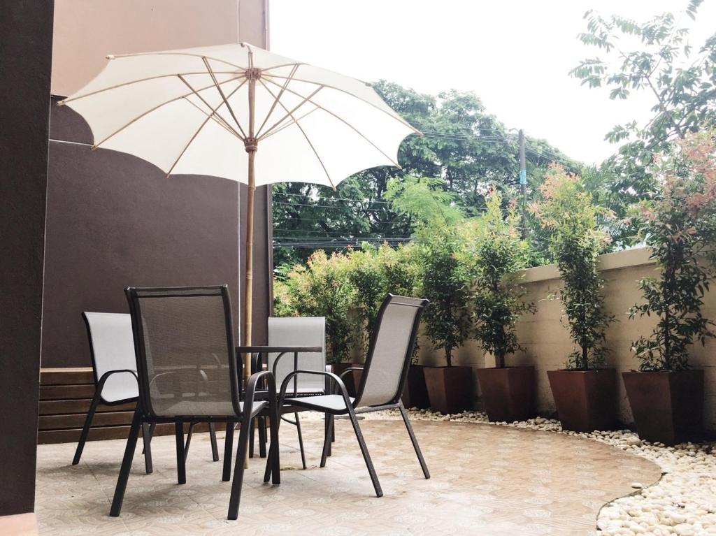 Facilities, B and Y Residence in Chiang Mai