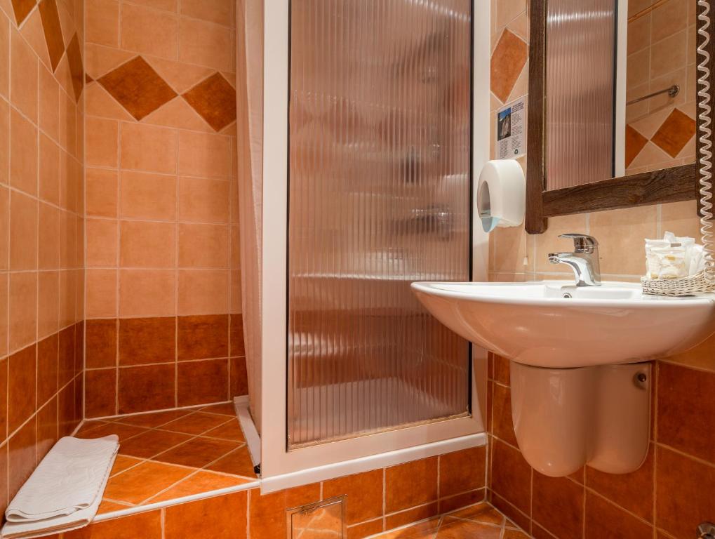 Stupnicki Dvori Winery Hotel photo