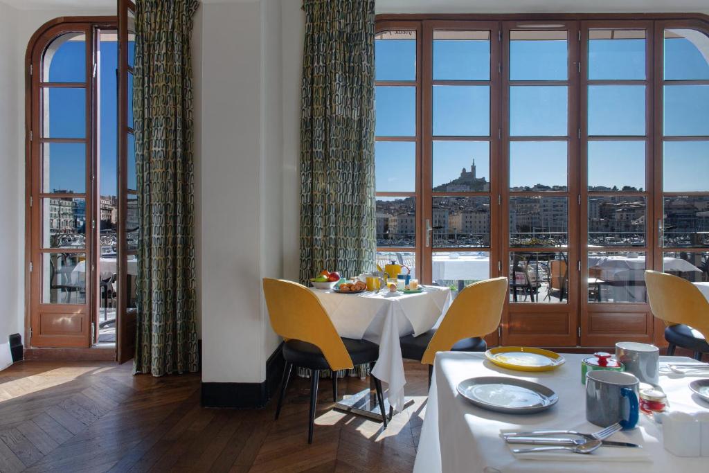 Food and beverages, Hotel La Residence Du Vieux Port in Marseille