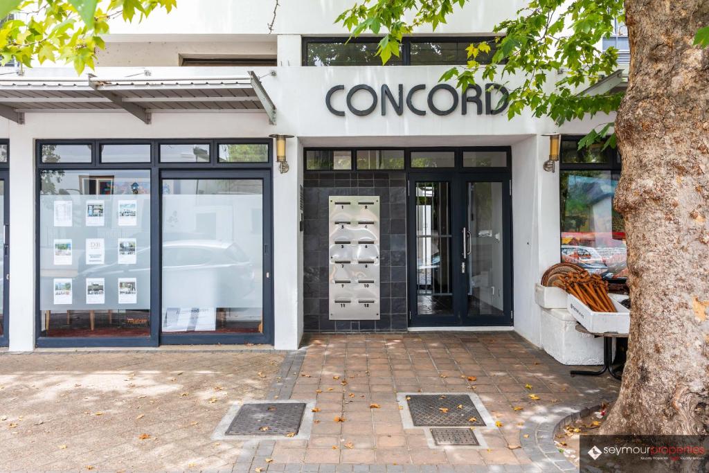 CONCORD APARTMENTS Unit 1 photo
