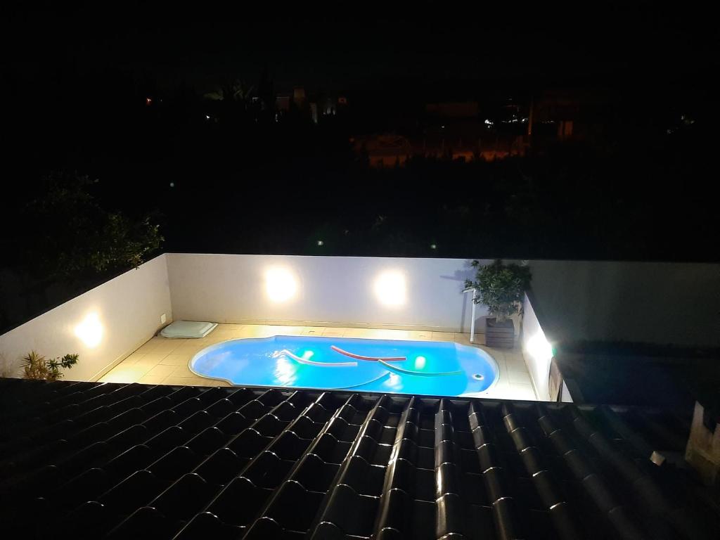 CASA DE PRAIA NA PINHEIRA C/ PISCINA PARA 6 PESSOAS photo