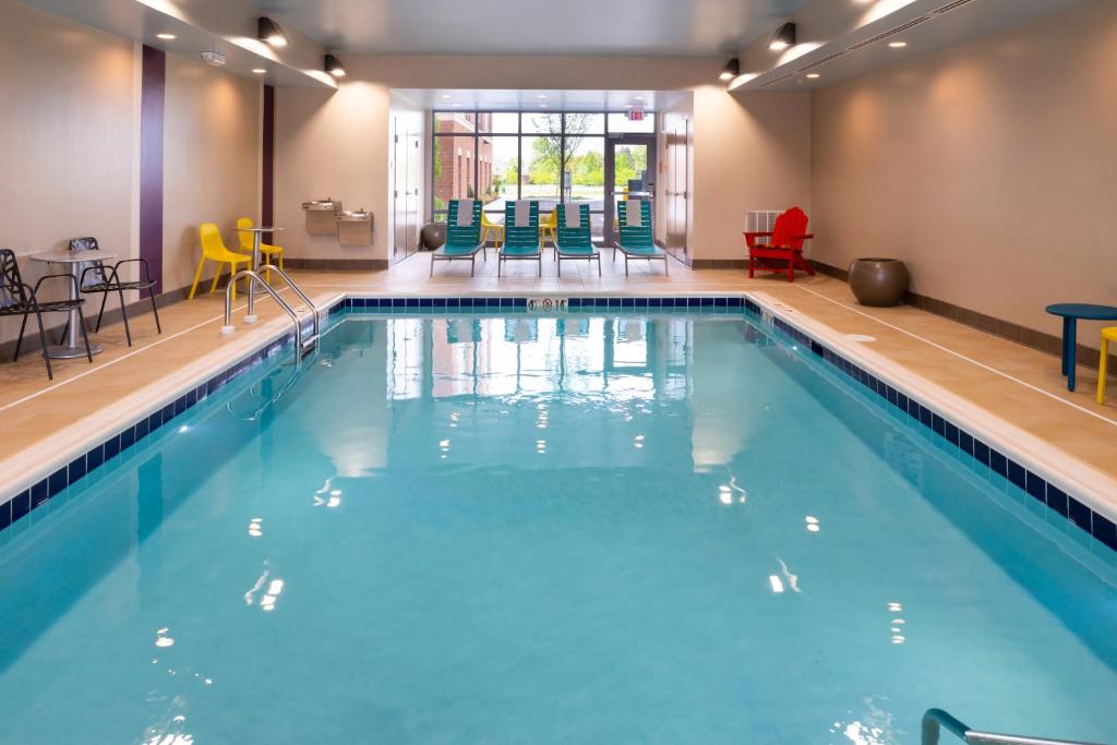 Home2 Suites by Hilton Columbus West photo