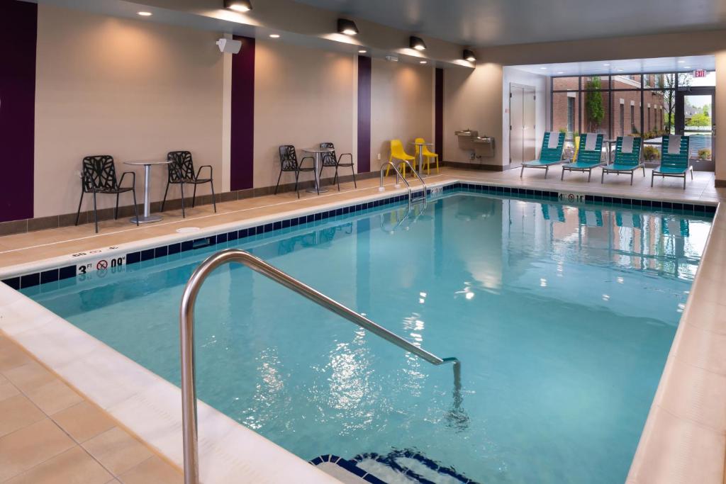 Home2 Suites by Hilton Columbus West photo
