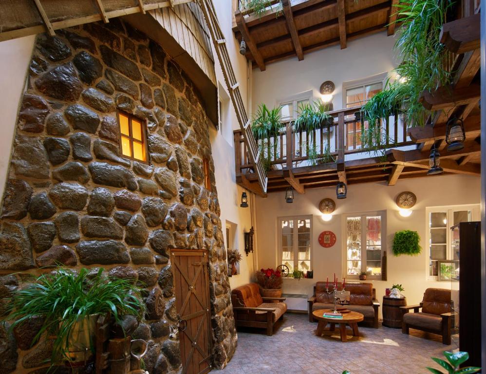 Angel Town Hall Apartments photo