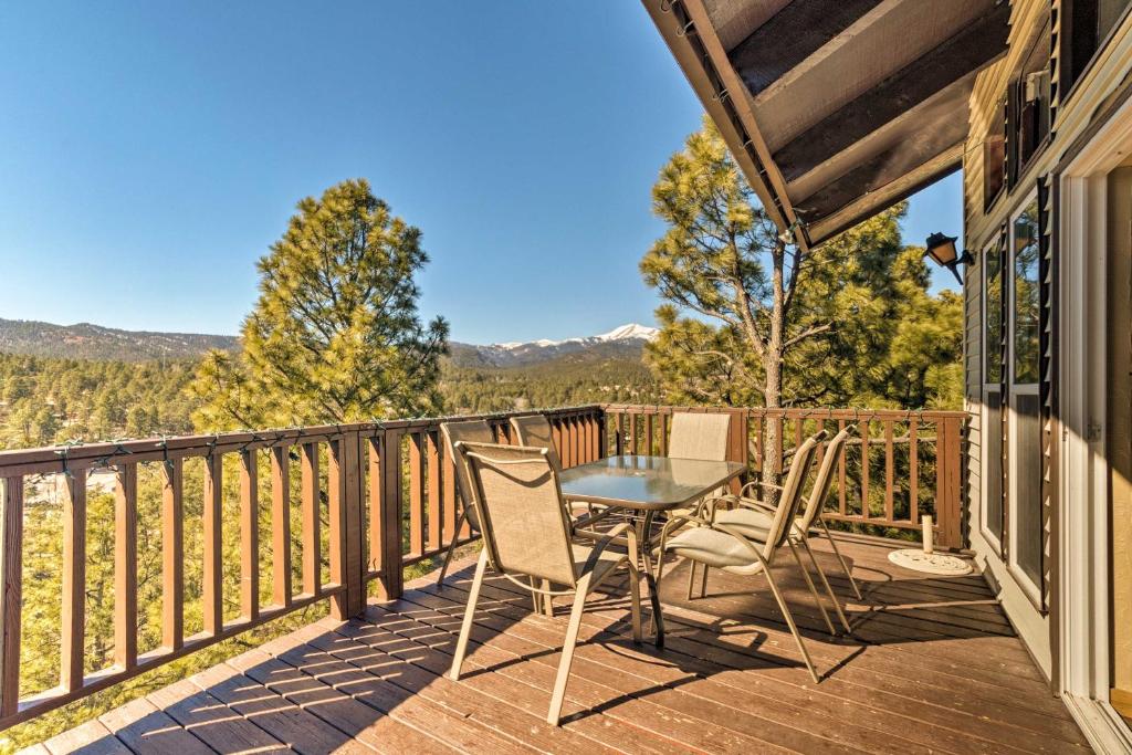 Lavish Condo with 2 Decks - 5mi to Ruidoso Downs photo