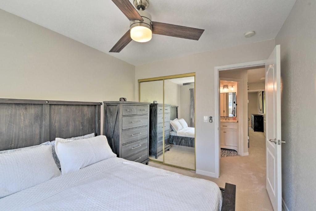 Modern Flagstaff Home with BBQ Walk Downtown!