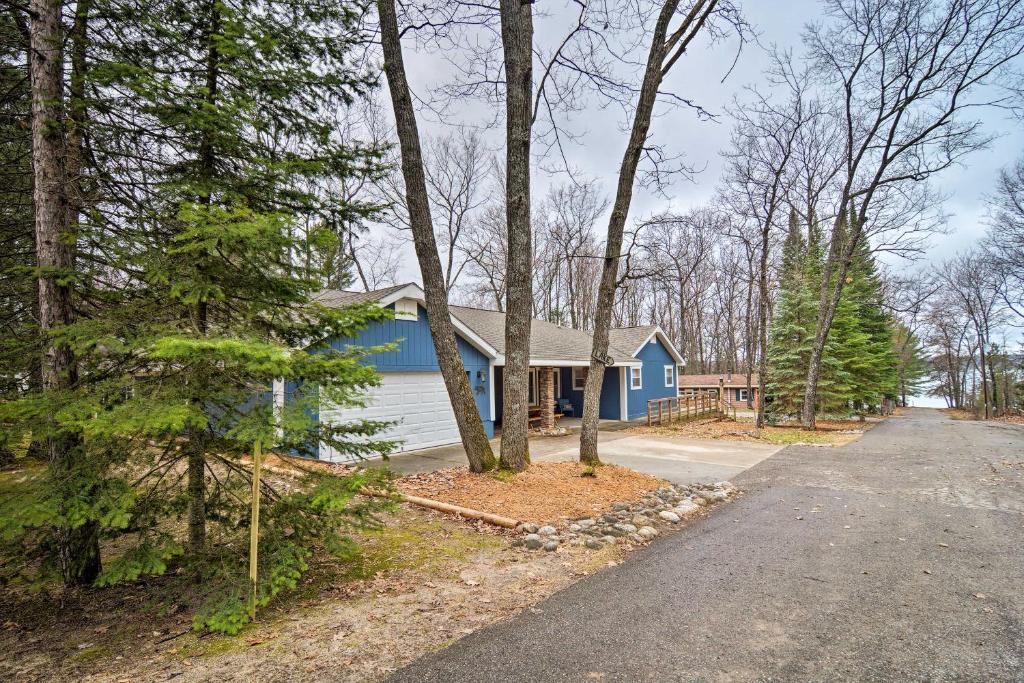 All Season Big Bear Lake House, Walk to Beach photo