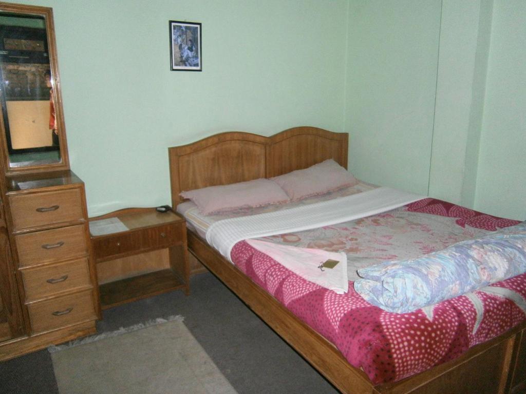 Hotel Red Planet photo