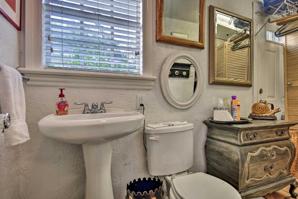 Altamonte Springs Home with Canoe on Lake Marion photo