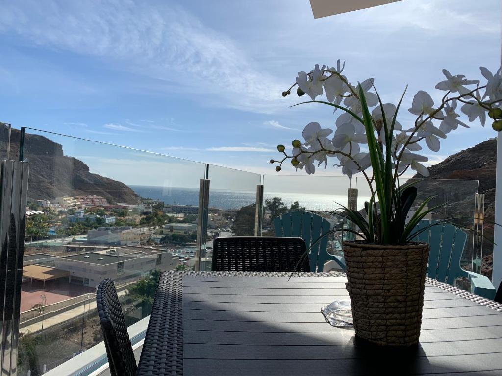 Billy's Marina 360 with pool access - 2