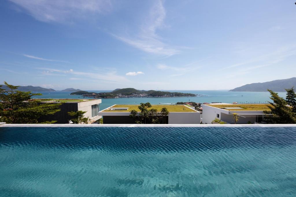 MARIANA VILLA 5 BEDROOMS, POOL, SAUNA AND JACUZZI photo