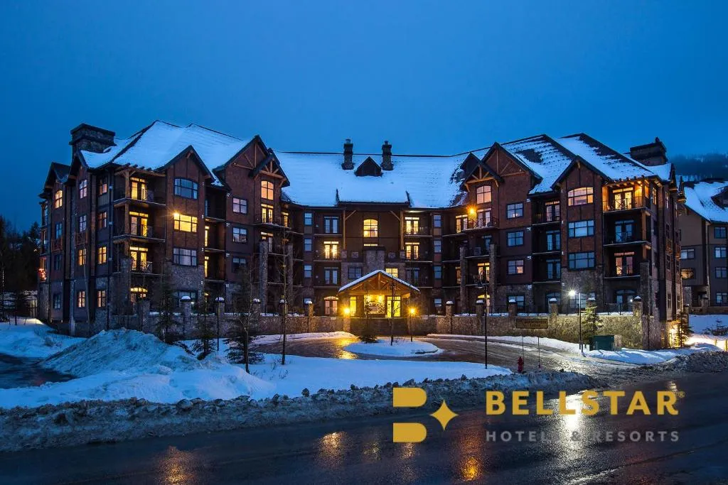 Glacier Mountaineer Lodge, hotel in Golden
