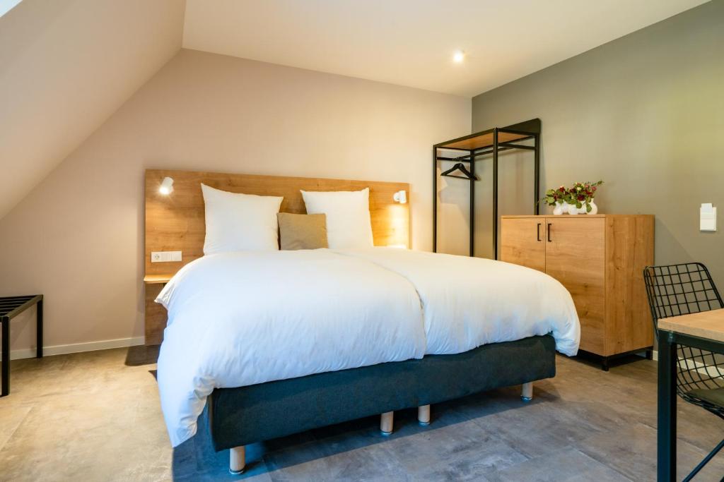 coucou hotel & kuckucks-stube (Titisee) photo
