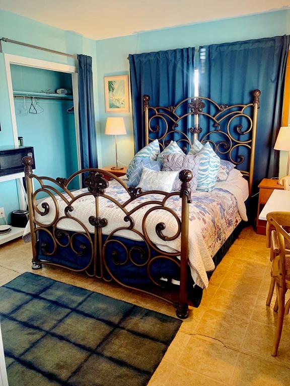 Ebb Tide Resort Photo 41