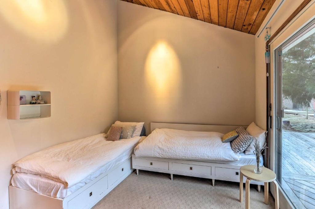 Stylish Wellfleet Home with Patio on 2 Private Acres, Wellfleet