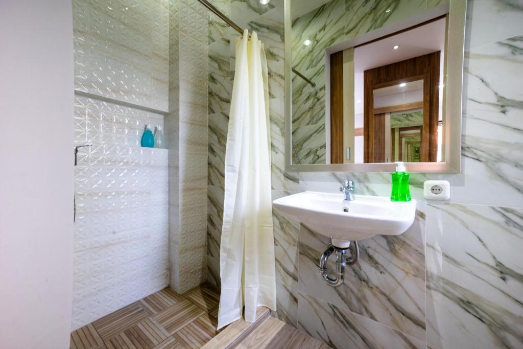 Little Nuts Villas photo
