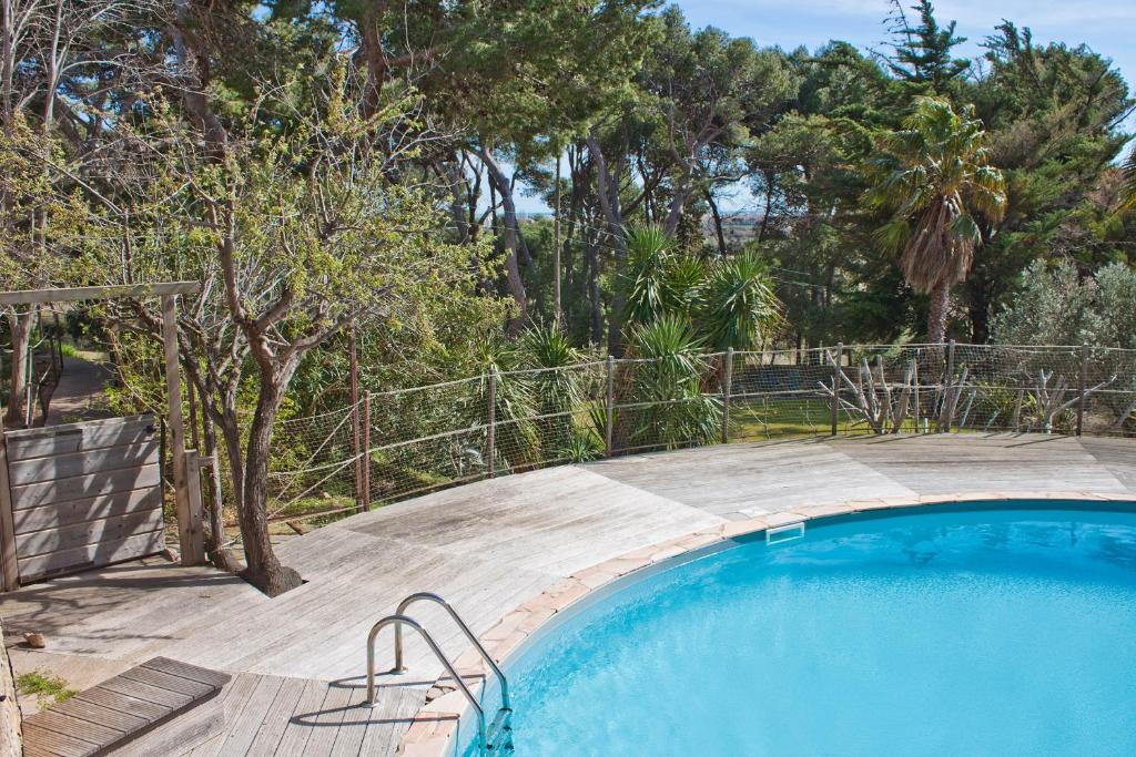 Chateau le Bouis photo