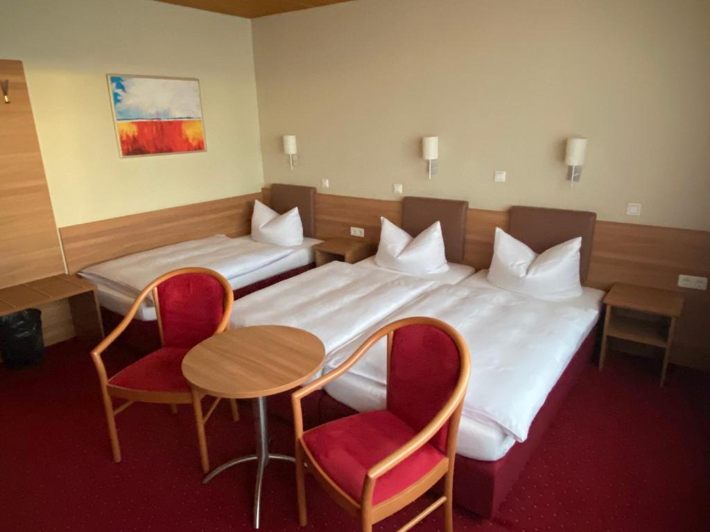 Hotel Nürnberger Trichter - 2