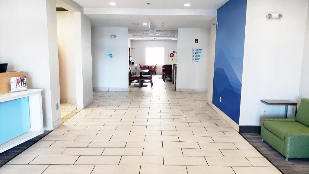 Holiday Inn Express San Angelo photo