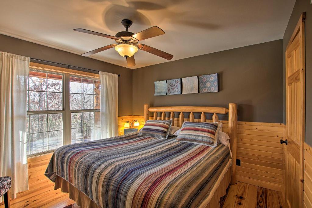 Updated Rural Retreat in New Haven Near Vineyards! photo