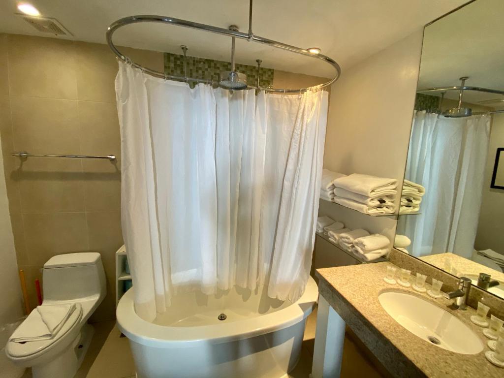 Congress by Design Suites Miami Main image 1