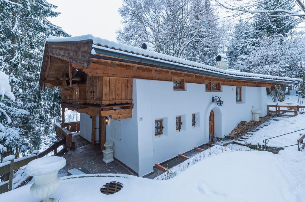 Das Kitz - deLuxe Chalet Valerie photo
