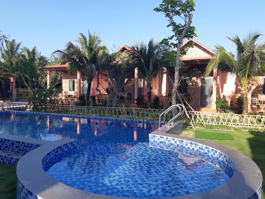 Local Bungalow Ong Lang with Private Kitchen — Hotel in Phu Quoc Island