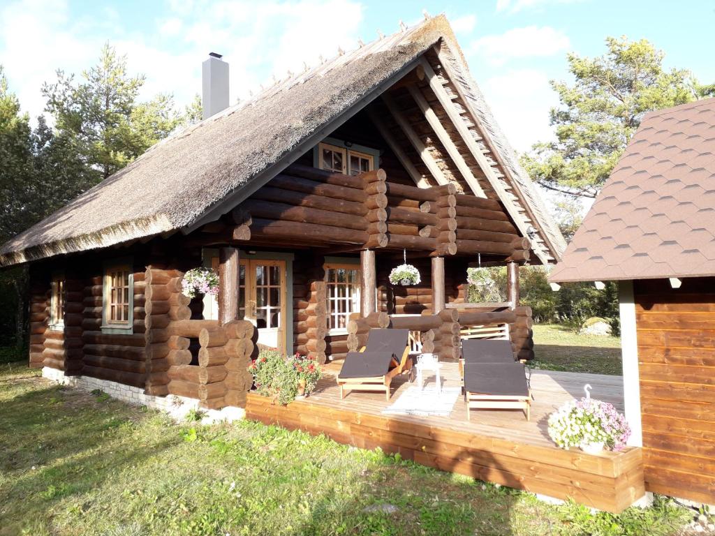 Pähkli Seaside Cottage with Cozy Outdoor Patio, Kõiguste