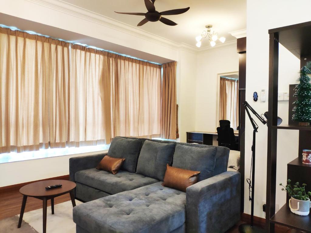 Stylish Studio Suite, 3 pax, 5 mins to KLCC photo