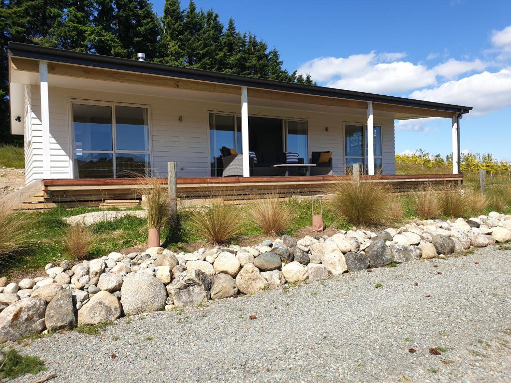 Cottage 45° South photo