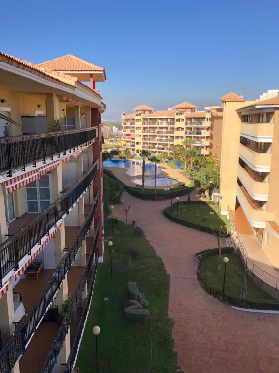 Urbanización Mar de Canet, 2 dormitorios con piscina comunitaria, garaje y wifi, Canet de Berenguer