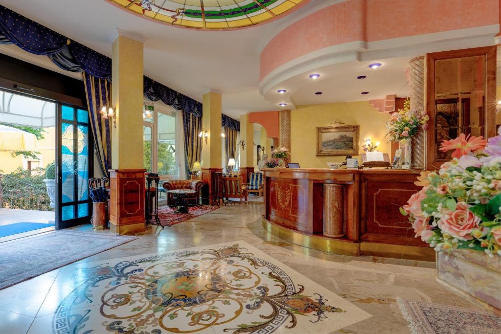 Hotel Napoleon photo