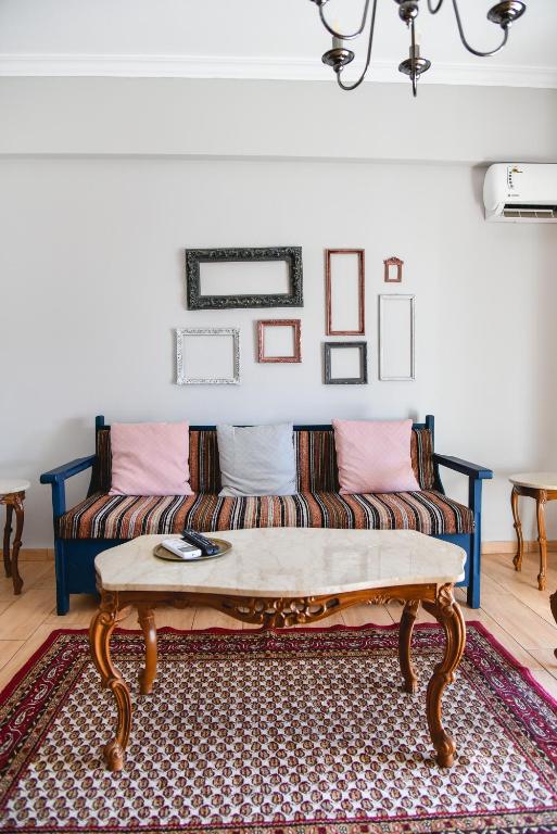 Tasia's Place — Hotel in Athens