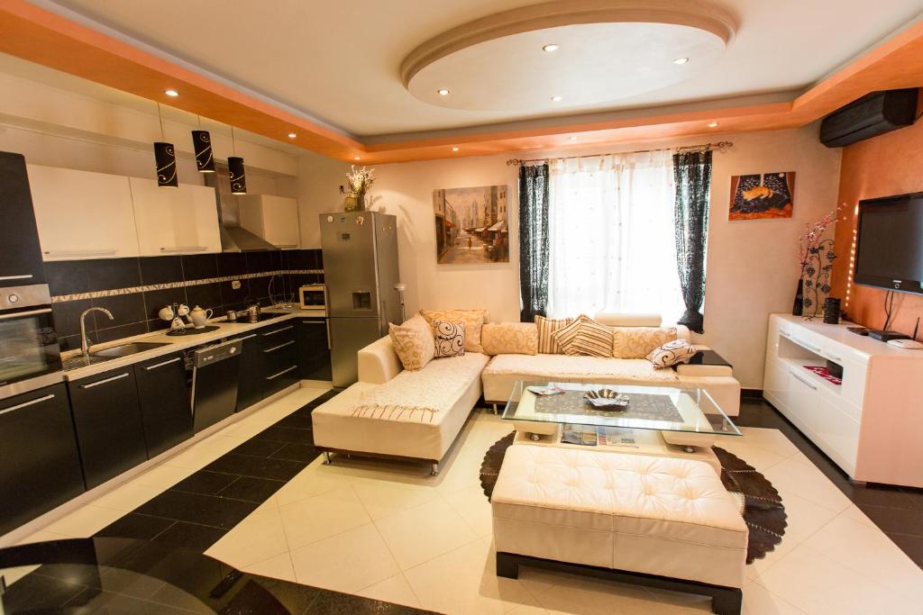 Lamela Brilliant Apartment - 1