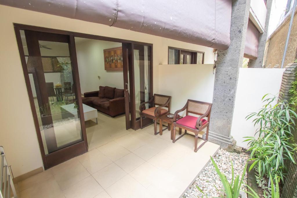 Bali Paradise Apartments photo
