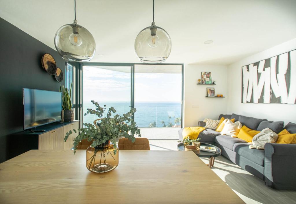 Modern sea front East Wind - 2