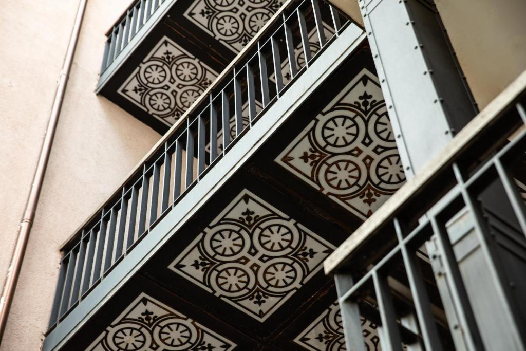 ระเบียง/ชานเรือน