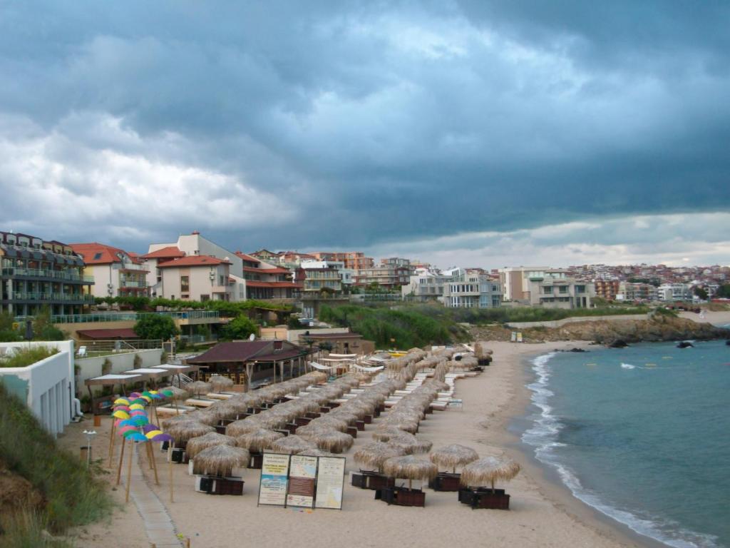Barex Family Hotel photo