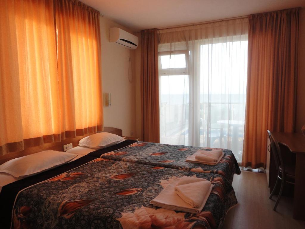 Barex Family Hotel photo