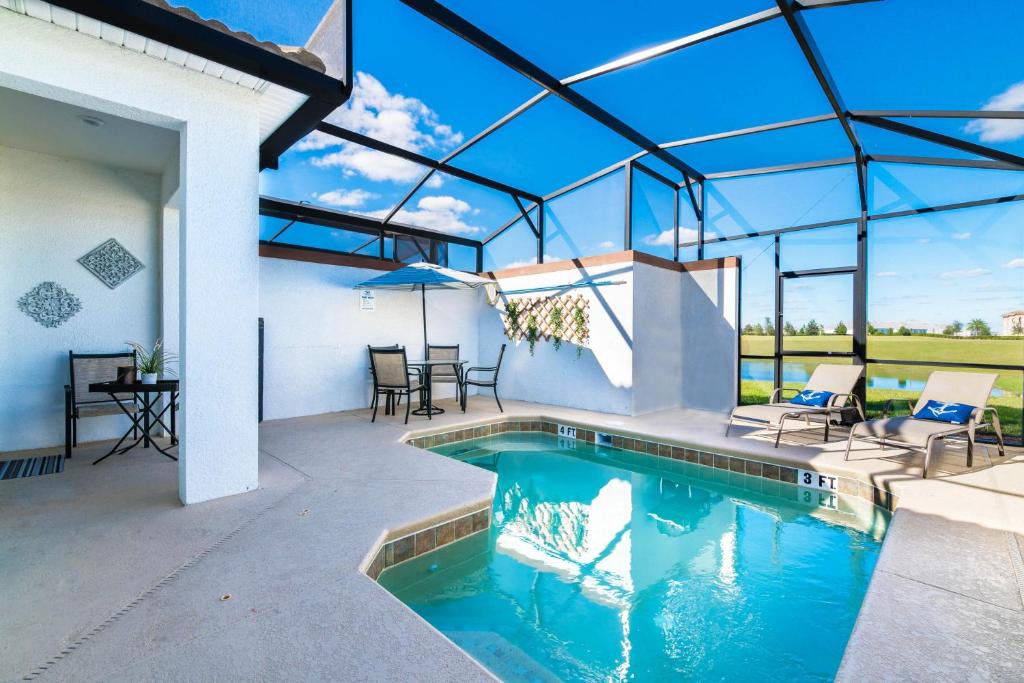 ChampionsGate Townhome Retreat photo