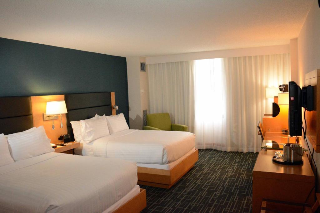Holiday Inn Express Stamford Photo 29