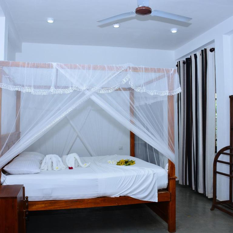Little Sunshine Guest House & Restaurant photo